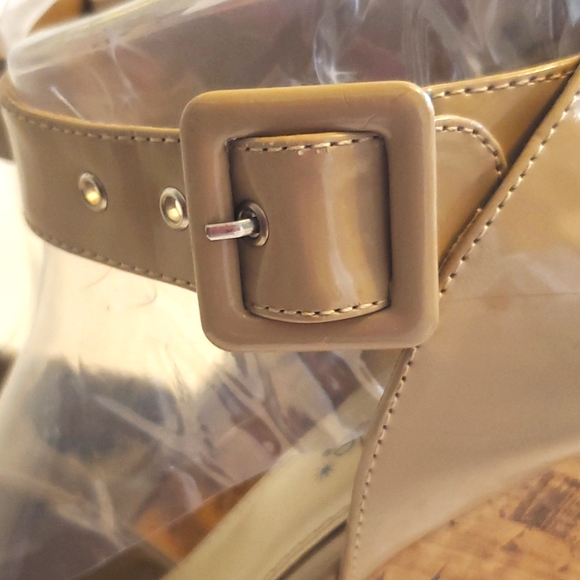 Shoe Dazzle Wedge Ankle Strap - Picture 6 of 8